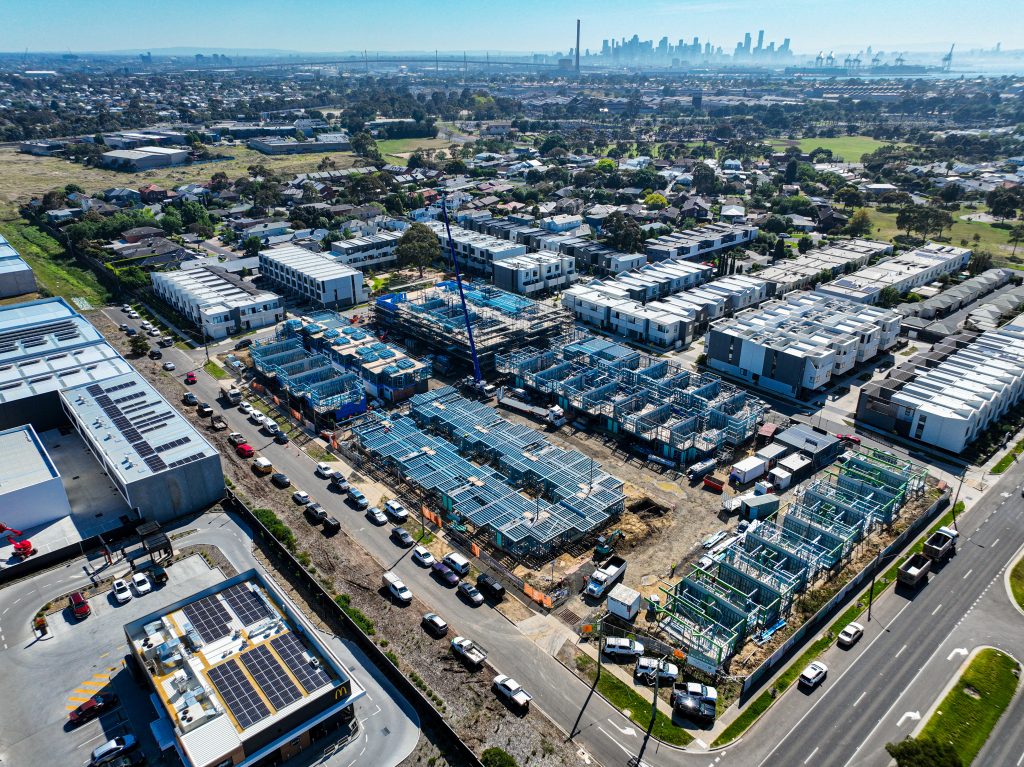 Large Scale Light Gauge Steel Townhouse Development - Kororiot Creek Rd, Williamstown