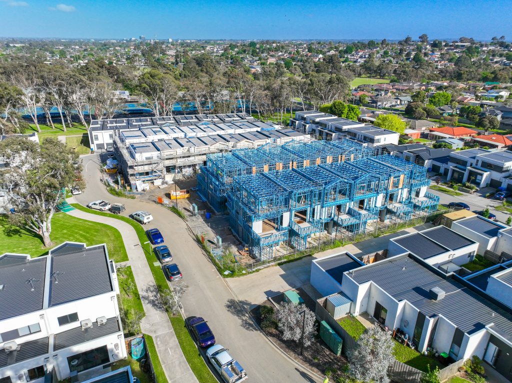 Large Scale Light Gauge Steel Townhouse Development - Doveton Ave, Eumemmering